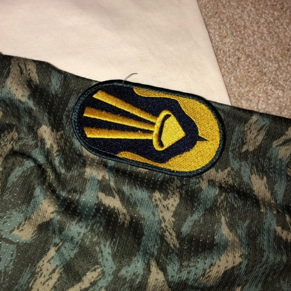 Diamond Supply DMND # 98 Green Camo Jersey - Picture 5 of 7